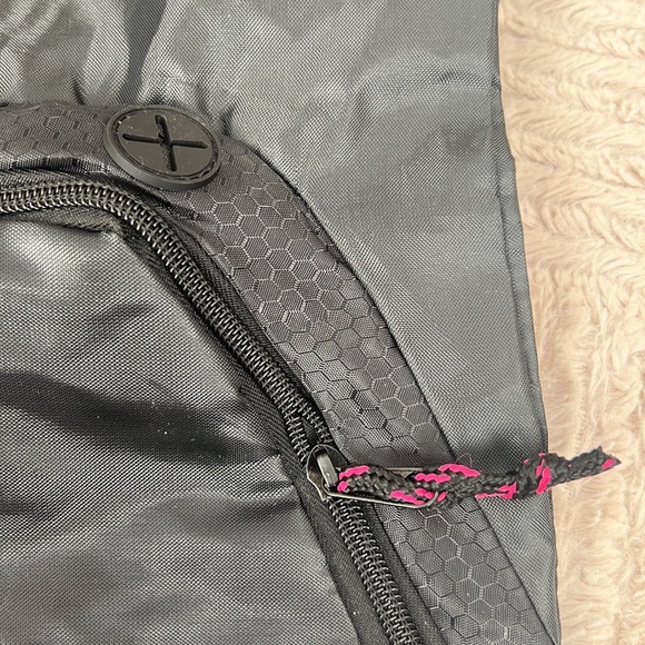 T-Mobile Tuesdays Drawstring Backpack Bag - Brand new - Picture 6 of 16